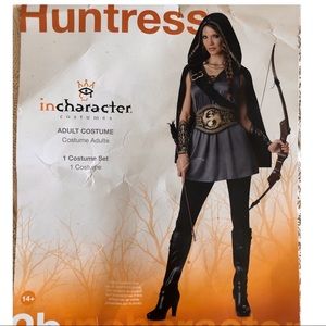 HUNTER COSTUME.